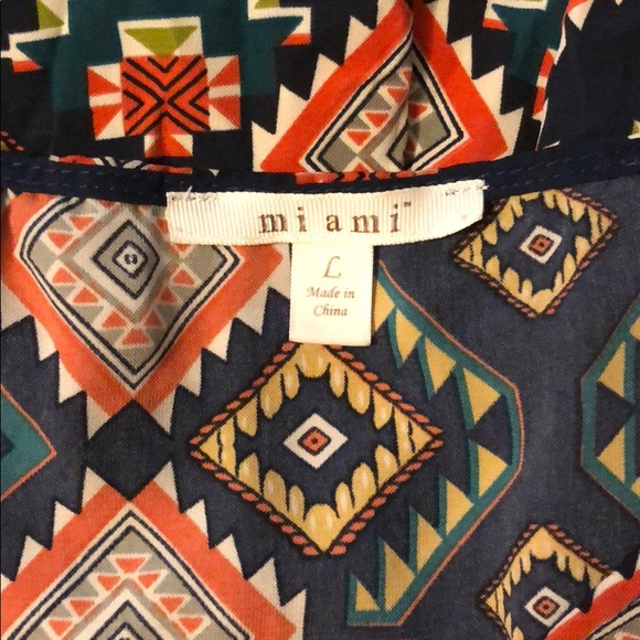 Aztec blouse - Picture 4 of 4